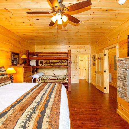 Foxwood Mansion Cabin Pittman Center Esterno foto
